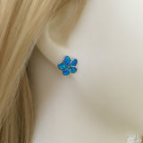 Magnifique boucle d'oreille Plumeria en opale bleue hawaïenne, boucle d'oreille à tige en argent sterling avec opale bleue Plumeria, E4031 Cadeau d'anniversaire pour maman