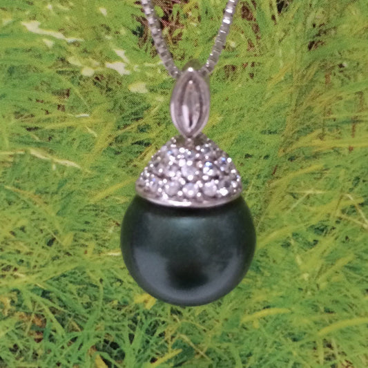 Collier unique et magnifique de perles de coquillage noires hawaïennes de grande taille, pendentif en argent sterling avec perle de coquillage noire CZ, cadeau d'anniversaire pour maman N2919