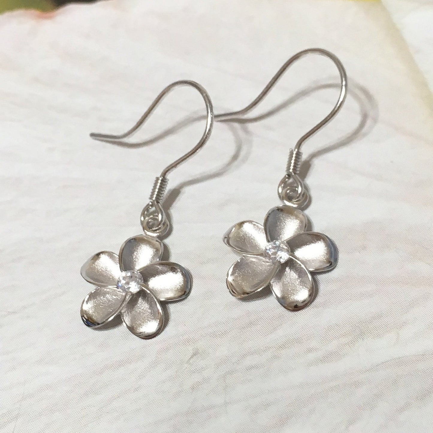 Pretty Hawaiian Plumeria Earring, Sterling Silver Plumeria Flower CZ Dangle Earring, E4012 Birthday Wife Mom Girl Mother Gift, Island