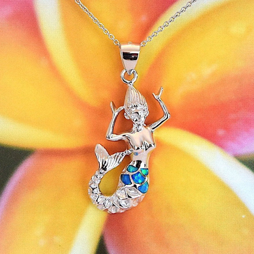 Collier de sirène hawaïenne unique et époustouflant avec opale bleue, pendentif de sirène hawaïenne en argent sterling avec opale bleue, cadeau d'anniversaire pour maman N2137