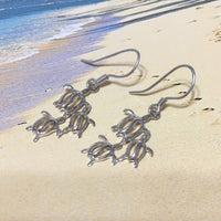 Boucles d'oreilles hawaïennes uniques pour maman et 2 bébés tortues de mer, boucles d'oreilles pendantes en argent sterling avec 3 tortues, cadeau d'anniversaire pour femme et maman E4151A