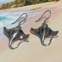 Boucles d'oreilles uniques en forme de raie manta hawaïenne de très grande taille, boucles d'oreilles pendantes en argent sterling, cadeau d'anniversaire pour femme, maman, mère, bijoux des îles, E6106