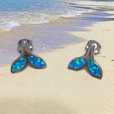 Magnifique boucle d'oreille en forme de queue de baleine en opale bleue hawaïenne, boucle d'oreille à tige en argent sterling avec opale bleue, cadeau d'anniversaire pour femme, maman et mère, E4131