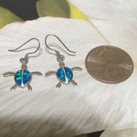 Superbe boucle d'oreille en forme de tortue de mer hawaïenne de grande taille avec opale bleue, boucle d'oreille pendante en argent sterling avec opale bleue, cadeau d'anniversaire pour femme et maman E4150A