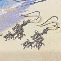 Boucles d'oreilles hawaïennes uniques pour maman et 2 bébés tortues de mer, boucles d'oreilles pendantes en argent sterling avec 3 tortues, cadeau d'anniversaire pour femme et maman E4151A