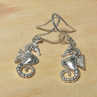 Boucles d'oreilles uniques en forme d'hippocampe hawaïen, boucles d'oreilles pendantes en argent sterling, cadeau d'anniversaire pour femme, maman, mère, bijoux des îles, E8136