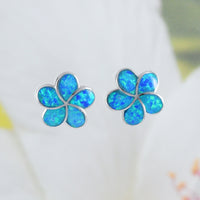 Magnifique boucle d'oreille Plumeria en opale bleue hawaïenne, boucle d'oreille à tige en argent sterling avec opale bleue Plumeria, E4031 Cadeau d'anniversaire pour maman