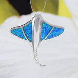 Superbe collier hawaïen en forme de raie pastenague bleue avec opale bleue, pendentif en argent sterling avec opale bleue, cadeau d'anniversaire pour mère, épouse, maman, N6153