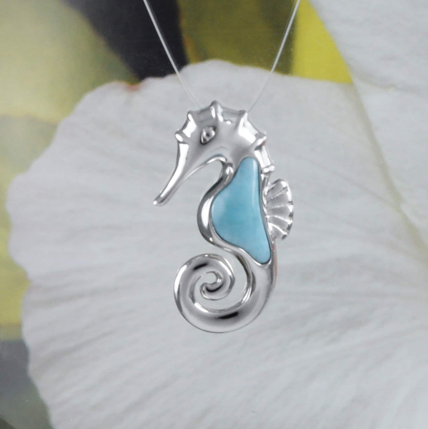 Collier unique en véritable hippocampe hawaïen en larimar, pendentif en argent sterling avec hippocampe en larimar, cadeau d'anniversaire, de Saint-Valentin, pour femme et maman, N8446M