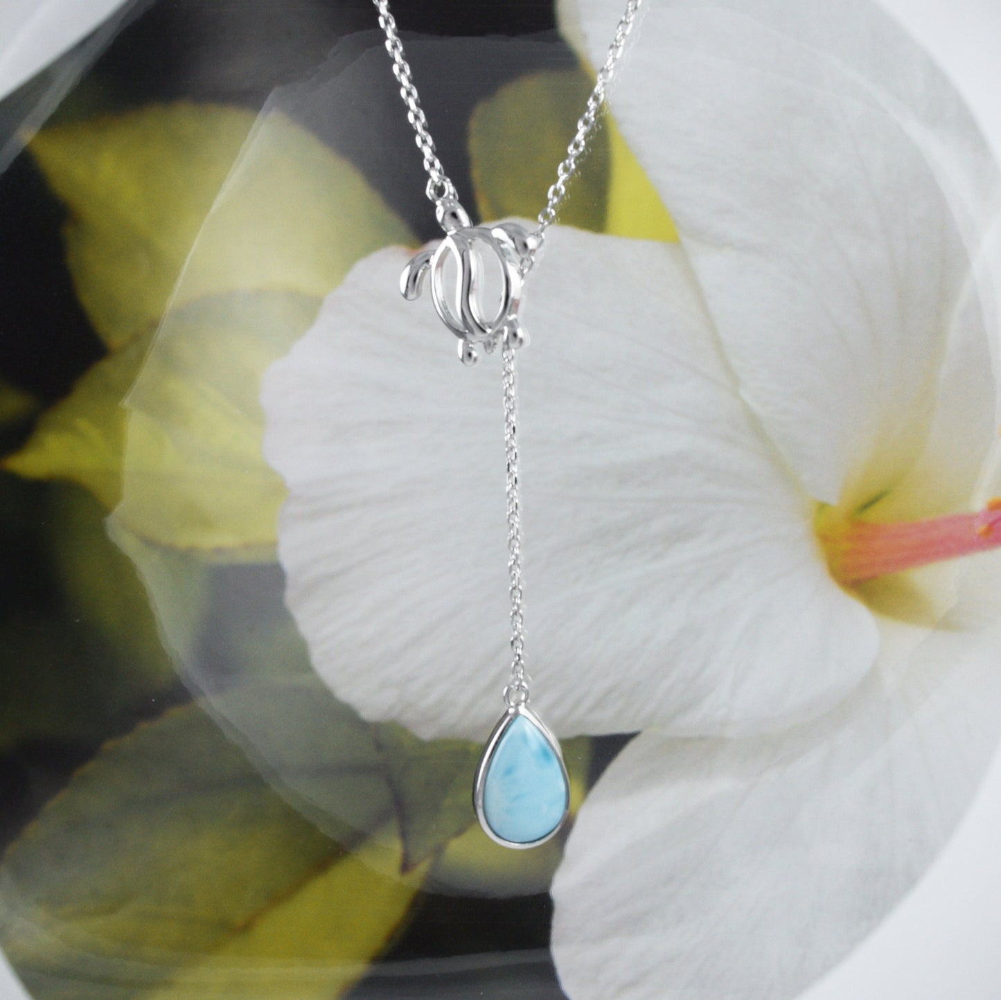 Collier unique en forme de goutte de pluie en forme de tortue de mer en larimar véritable hawaïen, collier lariat en argent sterling en forme de tortue en larimar, cadeau d'anniversaire pour maman N8433