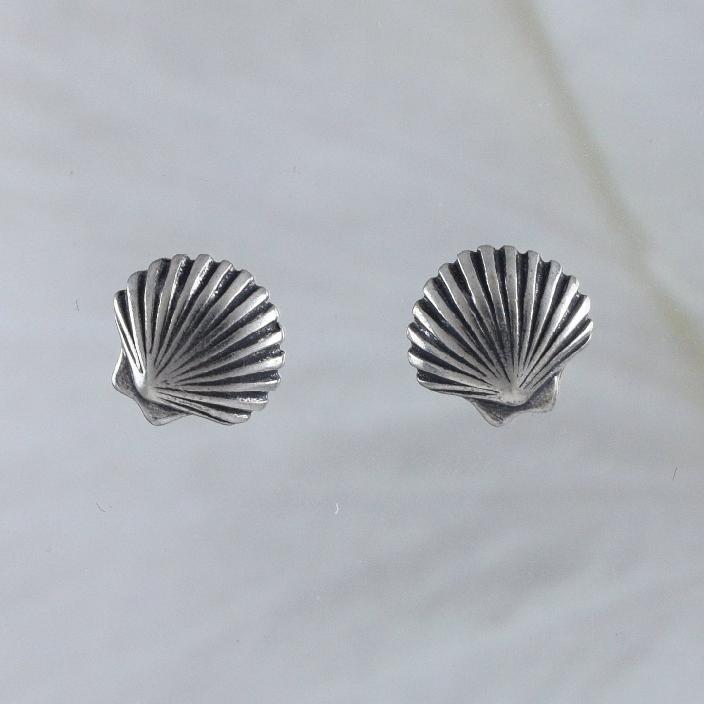 Pretty Hawaiian Seashell Earring, Sterling Silver Sea Shell Stud Earring, E8151 Mother Birthday Mom Gift, Island Jewelry