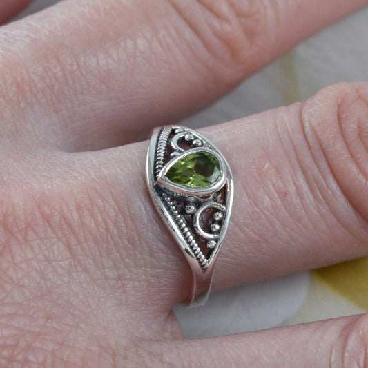 Unique Beautiful Hawaiian Genuine Peridot Rain Drop Ring, Sterling Silver Peridot Ring, R2606 Birthday Mom Wife Mother Gift