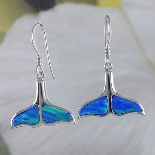 Magnifique boucle d'oreille en forme de queue de baleine hawaïenne en opale bleue, boucle d'oreille pendante en argent sterling avec queue de baleine en opale, cadeau d'anniversaire pour maman et Saint-Valentin E8904