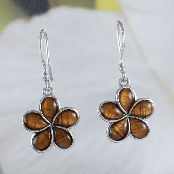 Boucles d'oreilles uniques en bois de koa véritable hawaïen Plumeria, boucles d'oreilles pendantes en argent sterling en bois de koa Plumeria, cadeau d'anniversaire pour maman E8920