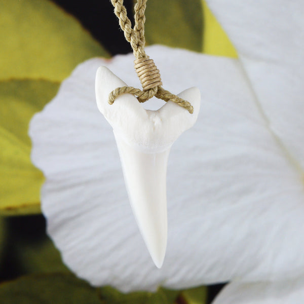 Unique Hawaiian Large Genuine Shark Teeth Necklace, Genuine Shark Teeth Necklace, N9125 Birthday Mother Gift, Island Jewelry