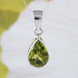 Magnifique collier goutte de pluie en péridot vert véritable hawaïen, pendentif en péridot naturel en argent sterling, cadeau d'anniversaire pour femme, maman, mère, N9075