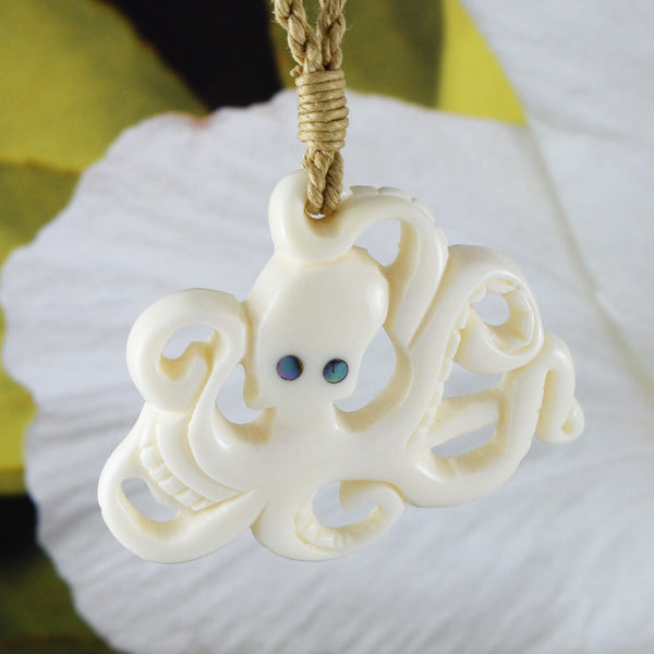 Unique Hawaiian Large Octopus Necklace, Hand Carved Buffalo Bone Octopus Necklace, N9114 Birthday Mother Gift, Island Jewelry