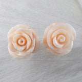 Boucles d'oreilles uniques et magnifiques en véritable corail rose hawaïen, boucles d'oreilles à tige en or jaune massif 14 carats sculptées à la main en corail rose, E9212