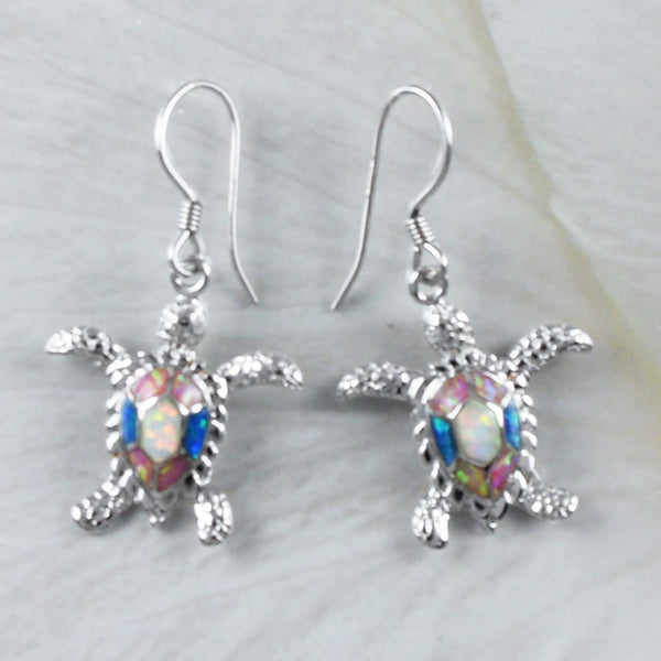 Boucles d'oreilles uniques et magnifiques en forme de tortue de mer hawaïenne tricolore, boucles d'oreilles pendantes en argent sterling avec opale bleue, blanche et rose, E9286