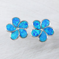 Magnifique boucle d'oreille Plumeria en opale bleue hawaïenne, boucle d'oreille à tige en argent sterling avec opale bleue Plumeria, E9337 Cadeau d'anniversaire pour maman