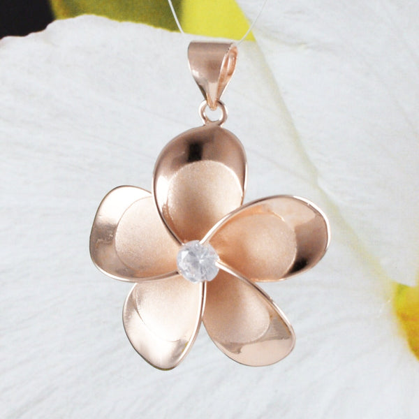 Magnifique collier hawaïen en forme de grande plumeria, pendentif en argent sterling plaqué or rose avec fleur de plumeria en zircone cubique, cadeau d'anniversaire pour maman N4477