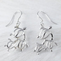 Boucles d'oreilles uniques hawaïennes de grande taille pour maman et 2 bébés tortues de mer, boucles d'oreilles pendantes en argent sterling avec 3 tortues, cadeau d'anniversaire pour femme et maman E2023