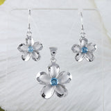 Magnifique collier et boucles d'oreilles en véritable topaze bleue hawaïenne Plumeria, pendentif en argent sterling avec fleur de Plumeria, cadeau d'anniversaire pour mère N8853SH