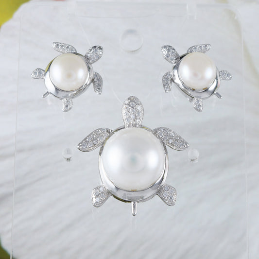 Boucles d'oreilles et collier uniques en forme de tortue de mer en perles blanches authentiques hawaïennes, pendentif en argent sterling avec perle blanche et zircone cubique, cadeau d'anniversaire N8866S2