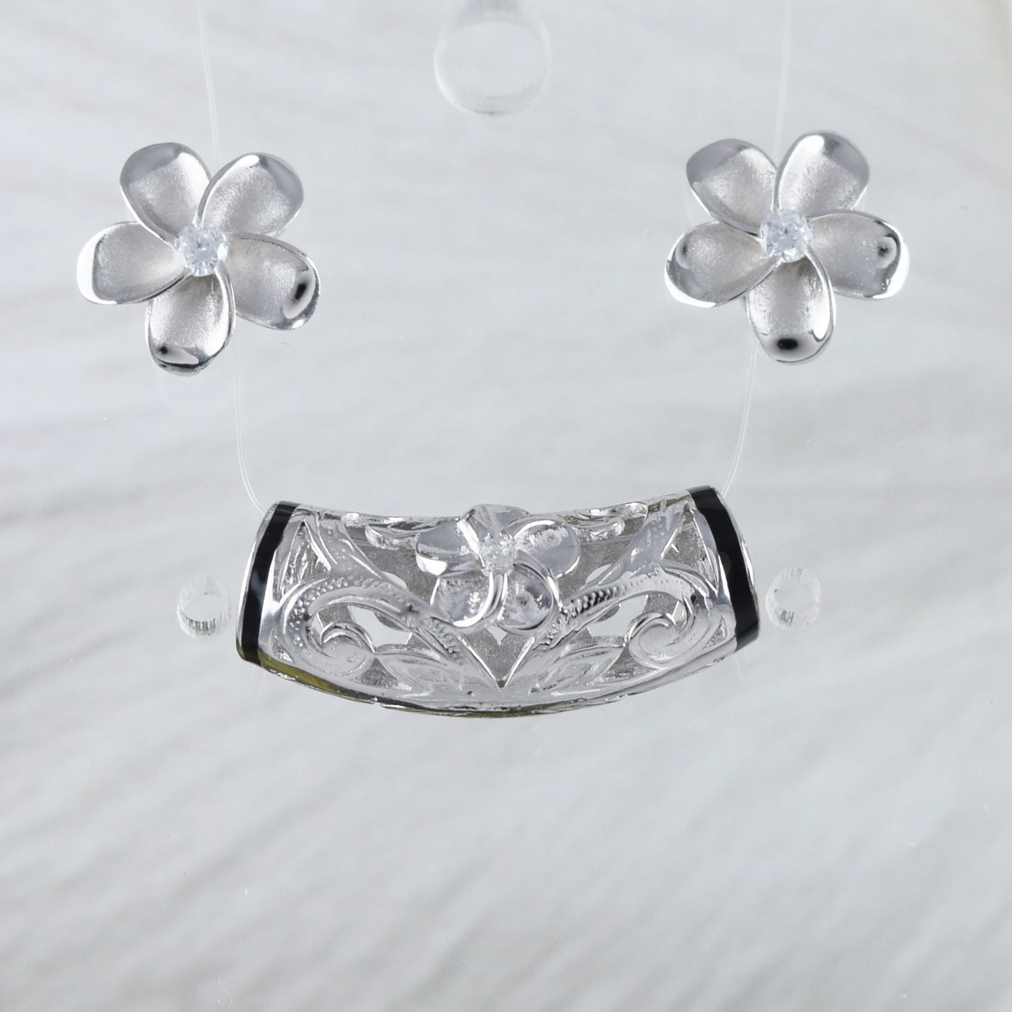 Boucles d'oreilles et collier uniques en forme de tube de lave en forme de feuille de Plumeria hawaïenne, pendentif en argent sterling avec fleur de Plumeria CZ, cadeau d'anniversaire N8563S