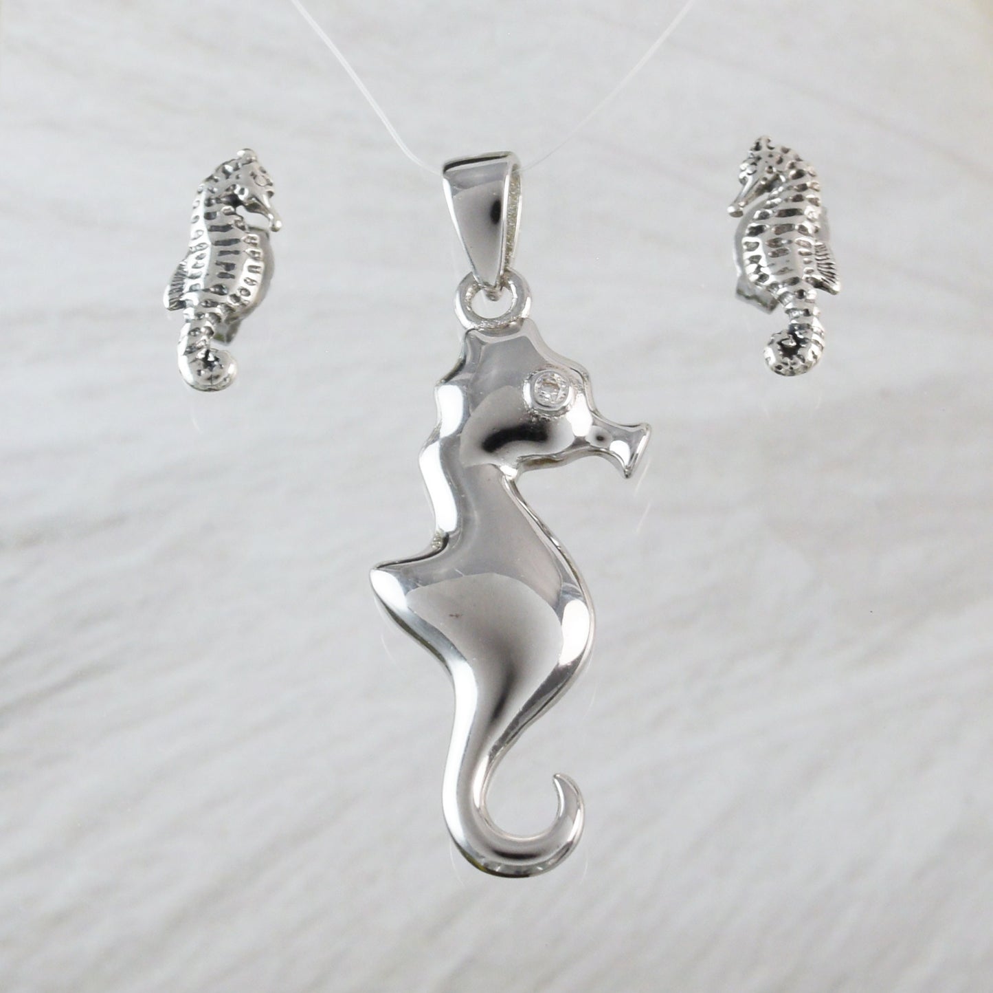 Collier et boucles d'oreilles uniques en forme d'hippocampe hawaïen, pendentif en argent sterling avec hippocampe, cadeau d'anniversaire pour mère, épouse, maman, N6112S