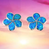 Magnifique boucle d'oreille Plumeria en opale bleue hawaïenne, boucle d'oreille à tige en argent sterling avec opale bleue Plumeria, E4031 Cadeau d'anniversaire pour maman