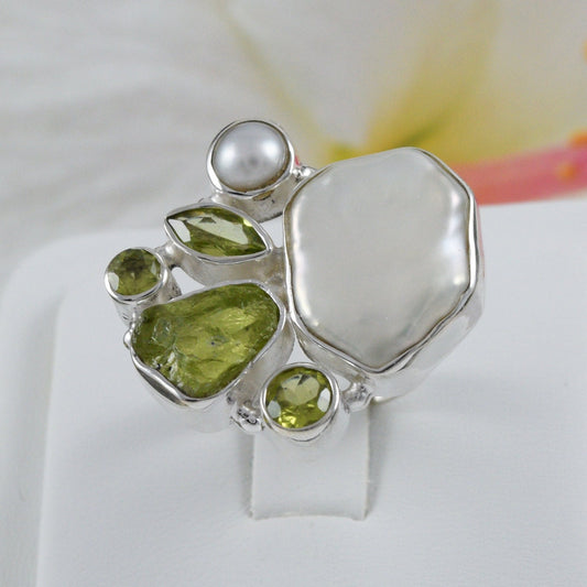 Gorgeous Beautiful Hawaiian X-Large Genuine Peridot White Pearl Ring, Sterling Silver Peridot Pearl Ring, R2601 Birthday Gift, Statement PC