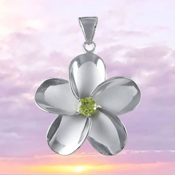 Magnifique collier hawaïen en véritable péridot Plumeria de très grande taille, pendentif en argent sterling en forme de fleur de Plumeria, cadeau d'anniversaire pour maman N8535